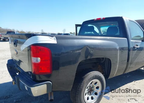 2007 Chevrolet Silverado 1500 Work Truck z USA, uszkodzony, nr VIN 1GCEC14X77Z600319